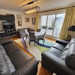 Paris, Bonne Nouvelle, 56M2
